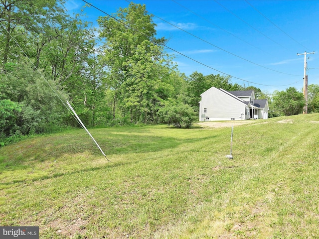1026 Indian Dr, Auburn, PA 17922 - view of grassy yard