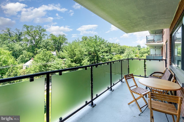 4201 Cathedral Ave NW Unit 910W, Washington, DC 20016 - view of balcony