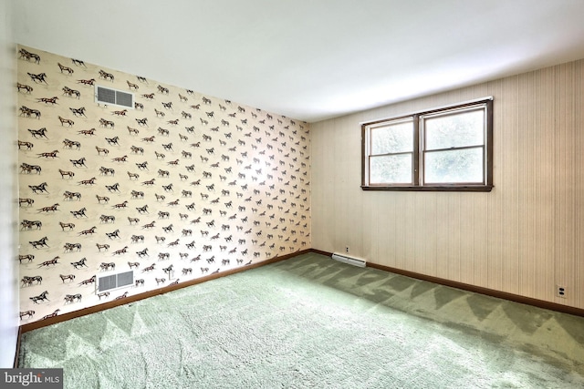 3314 Skyview Dr, Glenville, PA 17329 - unfurnished room with carpet, baseboards, and wallpapered walls