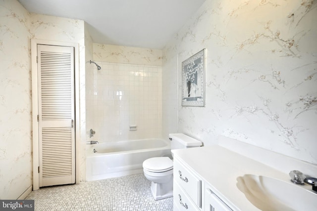 3314 Skyview Dr, Glenville, PA 17329 - full bathroom with washtub / shower combination, toilet, tile patterned flooring, and vanity