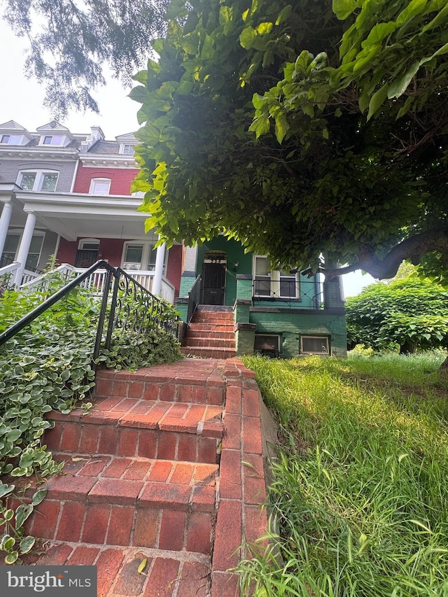236 Randolph Pl NE, Washington, DC 20002 - view of front of property with stairway