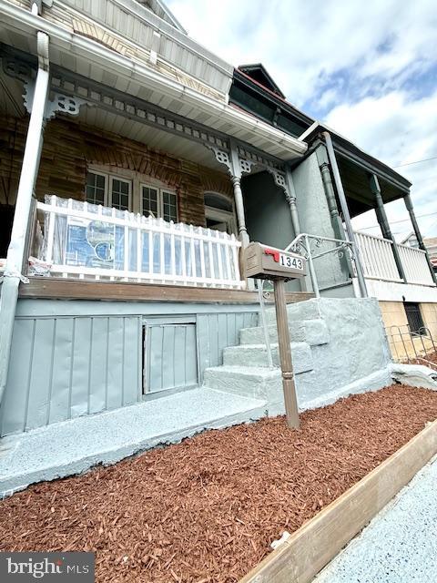 1343 Muhlenberg St, Reading, PA 19602 - view of side of home