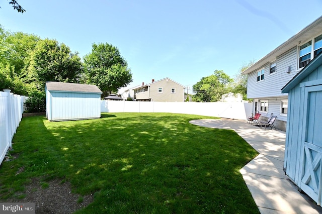 125 Glenbrook Dr, Mount Laurel, NJ 08054 - view of yard with a patio