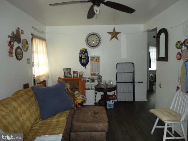 928 Linden, Pleasantville, NJ 08232 - living area with ceiling fan and wood finished floors