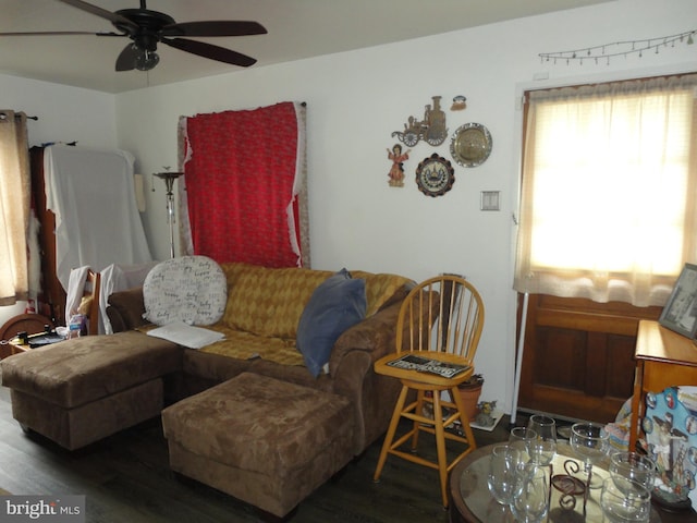 928 Linden, Pleasantville, NJ 08232 - living area with wood finished floors and ceiling fan