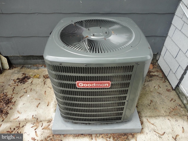 928 Linden, Pleasantville, NJ 08232 - exterior view of central air condition unit