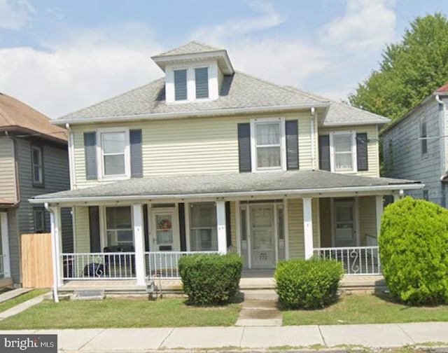 770 Baltimore St, Hanover, PA 17331 - traditional style home with a porch and a shingled roof