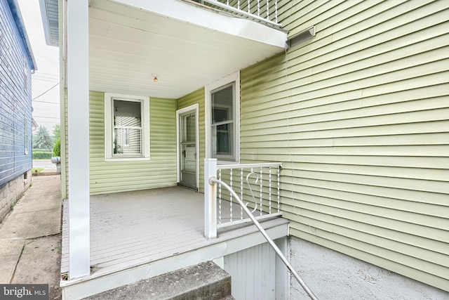 770 Baltimore St, Hanover, PA 17331 - view of wooden terrace