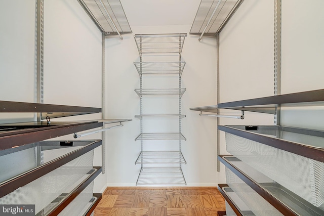4390 Lorcom Ln Unit 810, Arlington, VA 22207 - view of walk in closet