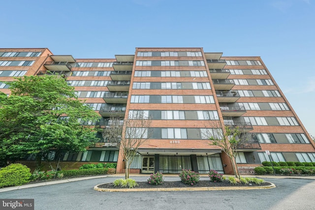 4390 Lorcom Ln Unit 810, Arlington, VA 22207 - view of apartment building / complex