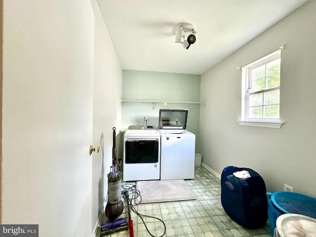 211 Franklin Ave, Berlin, NJ 08009 - laundry room featuring independent washer and dryer and tile patterned floors
