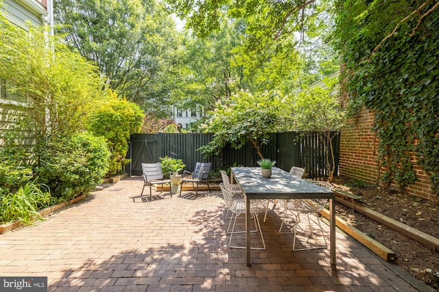 1800 Lamont St NW, Washington, DC 20010 - fenced backyard featuring a patio area and outdoor dining space