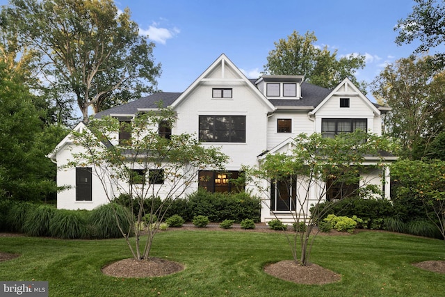717 Miller Ave, Great Falls, VA 22066 - modern farmhouse with a front yard and roof with shingles