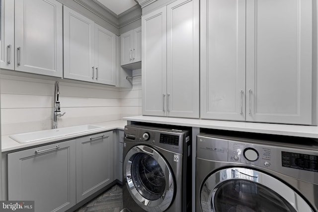 717 Miller Ave, Great Falls, VA 22066 - washroom featuring washer and clothes dryer and cabinet space