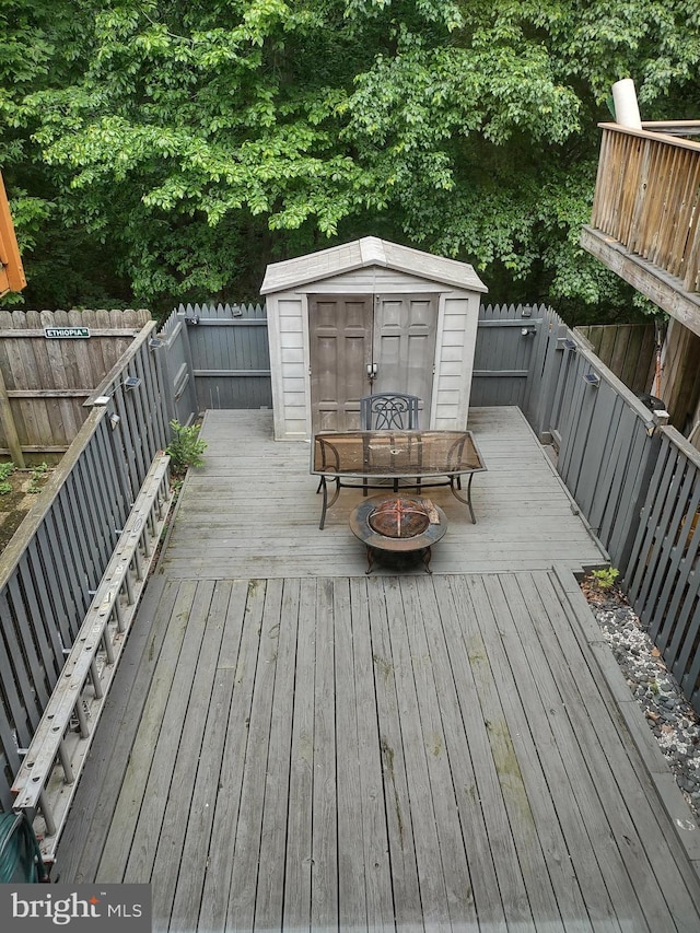 13825 Palmer House Way Unit 32-237, Silver Spring, MD 20904 - wooden terrace featuring a fenced backyard and outdoor dining area