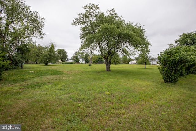 2230 Edgely Rd, Levittown, PA 19057