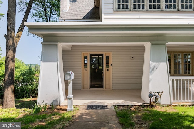 908 Edge Hill Rd, Glenside, PA 19038 - view of exterior entry featuring a porch
