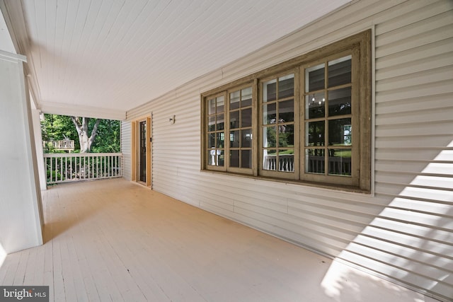 908 Edge Hill Rd, Glenside, PA 19038 - view of porch