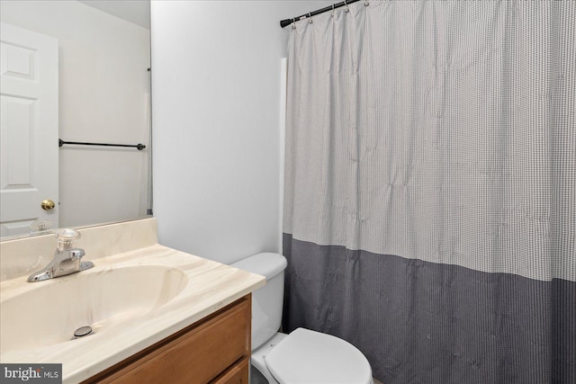 835 Campers Ln, Ruther Glen, VA 22546 - full bathroom with vanity and toilet