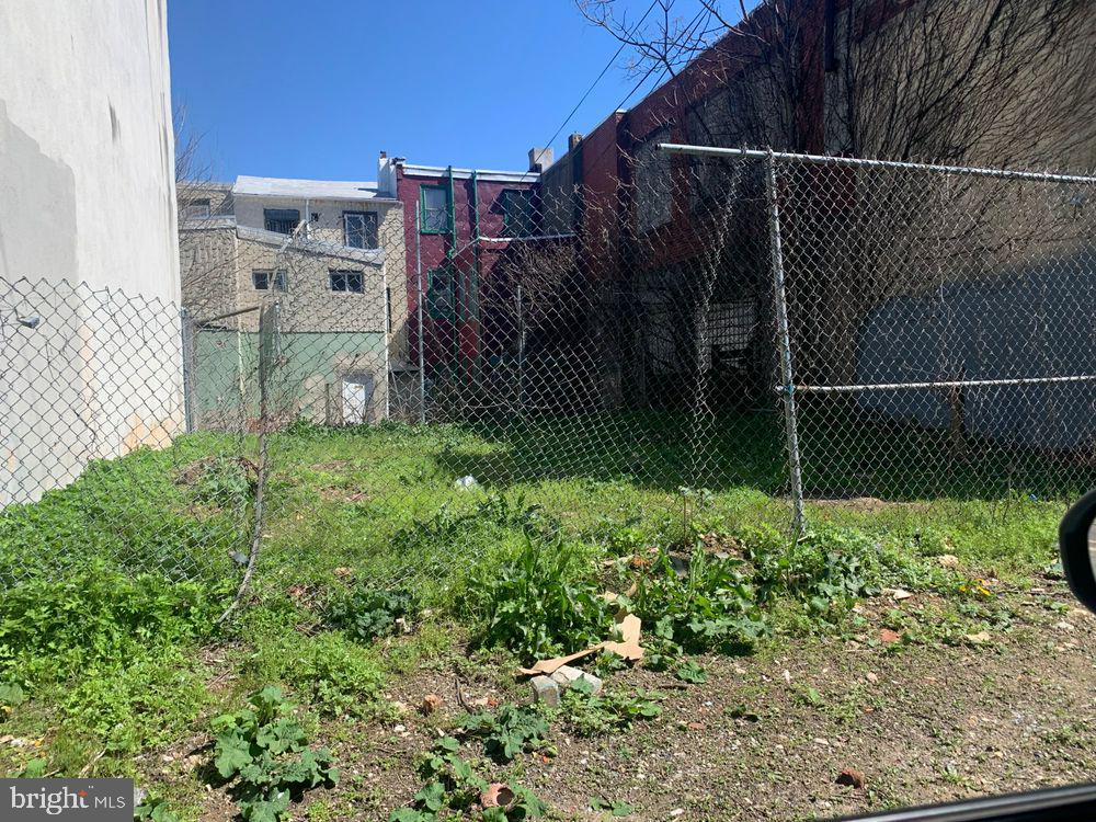 2333 N Philip St, Philadelphia, PA 19133
