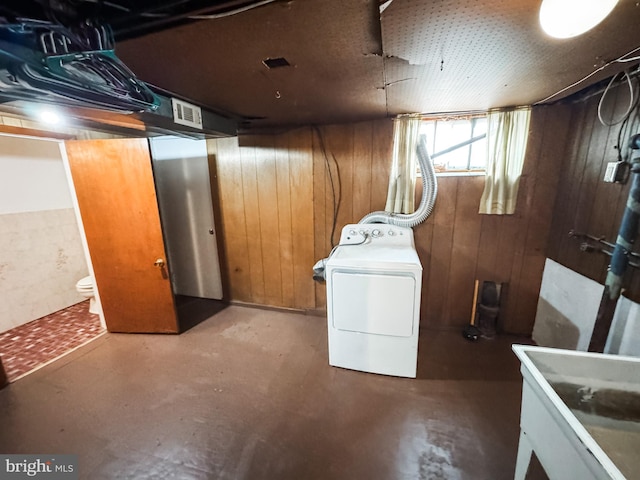 2714 N Pine St, Wilmington, DE 19802 - below grade area with washer / clothes dryer and wooden walls