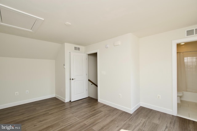 45401 Daveno Sq, Sterling, VA 20164 - empty room featuring wood finished floors and baseboards
