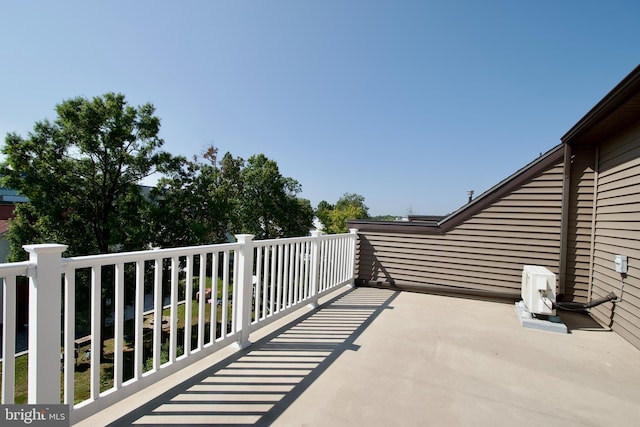 45401 Daveno Sq, Sterling, VA 20164 - view of patio with a balcony