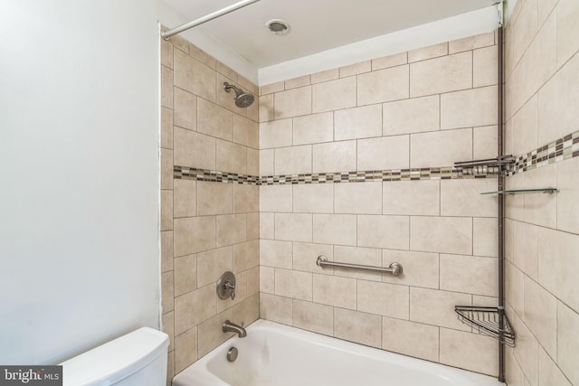 5959 Rowanberry Dr Unit 8E, Elkridge, MD 21075 - bathroom with toilet and shower / washtub combination