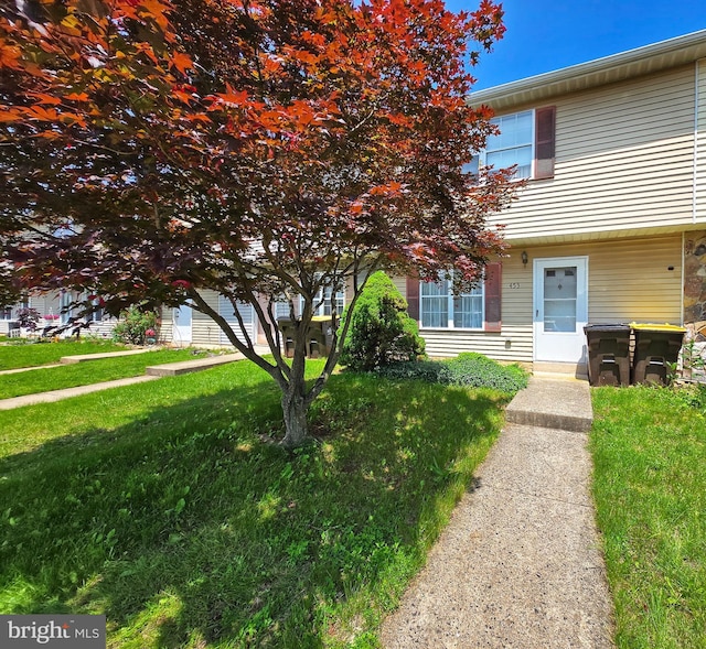 453 Blaker Dr, East Greenville, PA 18041 - view of front facade featuring a front lawn