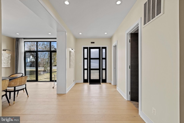 1573 Westmoreland St, Mclean, VA 22101 - entrance foyer featuring light wood-type flooring, recessed lighting, and baseboards