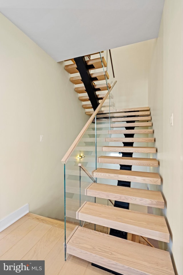 1573 Westmoreland St, Mclean, VA 22101 - staircase with baseboards