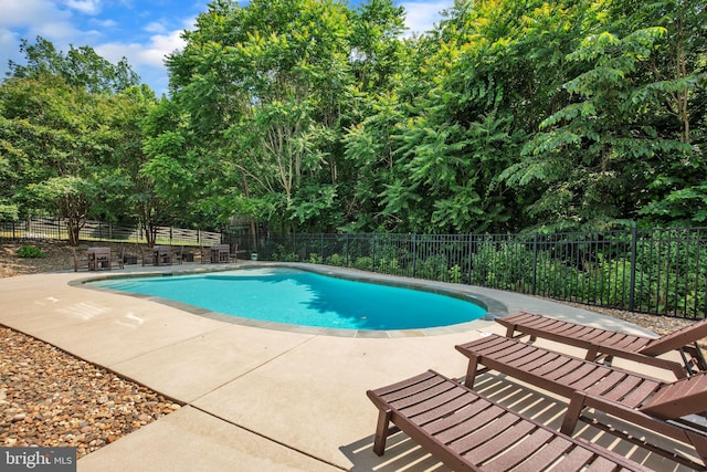 2058 Baythorne Rd, Prince Frederick, MD 20678 - view of pool with a patio area