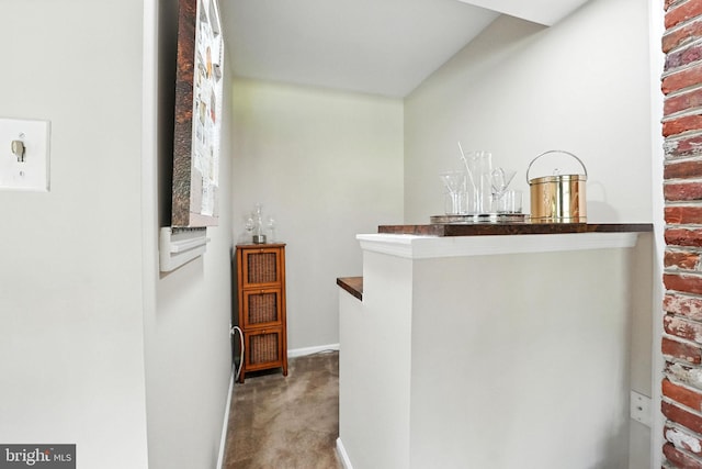 3382 Flint Hill Pl, Woodbridge, VA 22192 - bar area featuring carpet floors and baseboards
