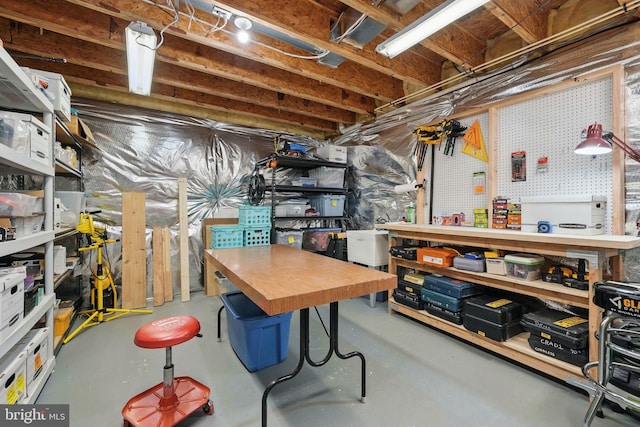 6321 Wilmington Dr, Burke, VA 22015 - unfinished basement featuring a workshop area