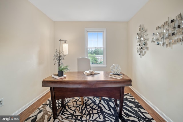 3134 Borge St, Oakton, VA 22124 - office area featuring wood finished floors and baseboards