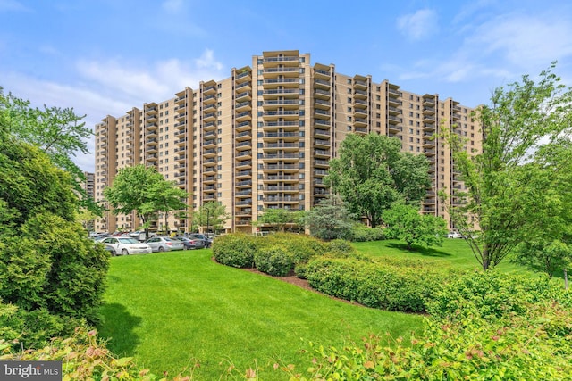 203 Yoakum Pkwy Unit 603, Alexandria, VA 22304 - view of apartment building / complex