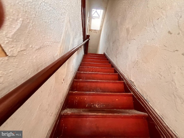 5427 Baltimore Ave, Philadelphia, PA 19143 - view of staircase