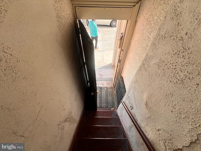 5427 Baltimore Ave, Philadelphia, PA 19143 - view of staircase