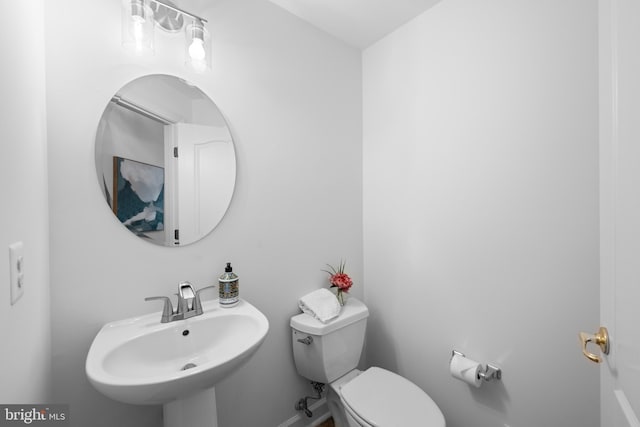 18722 Timoney Ct, Leesburg, VA 20176 - bathroom featuring a sink and toilet