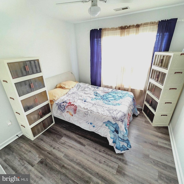 34 Springfield Cir, Middletown, DE 19709 - bedroom with wood finished floors and a ceiling fan
