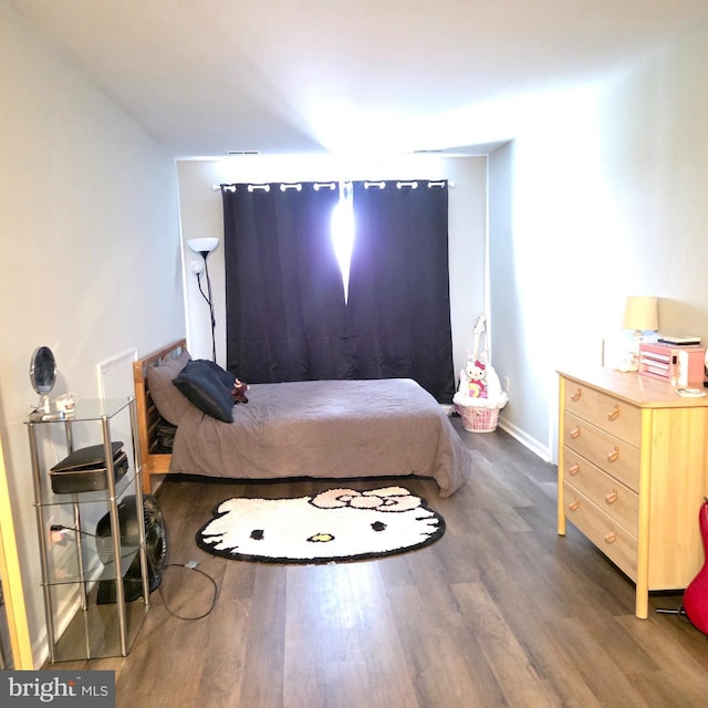 34 Springfield Cir, Middletown, DE 19709 - bedroom with wood finished floors and baseboards