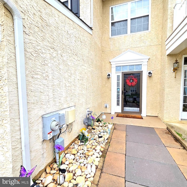 34 Springfield Cir, Middletown, DE 19709 - entrance to property featuring stucco siding