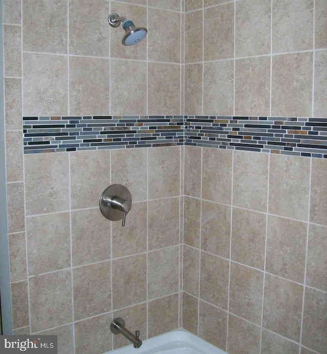 11409 Flints Grove Ln, North Potomac, MD 20878 - full bathroom with shower / bathtub combination