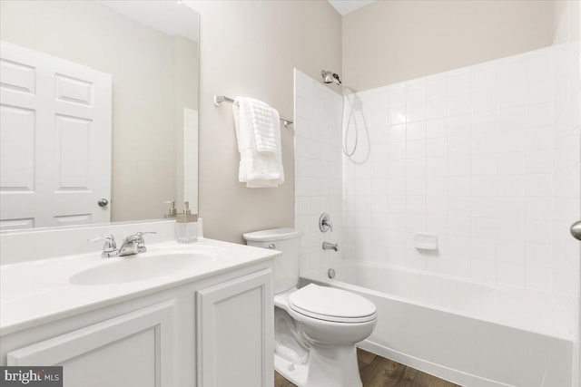 890 Shadows Dr, Front Royal, VA 22630 - bathroom featuring vanity, tub / shower combination, and wood finished floors