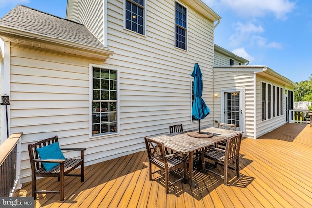 2304 Kings Forest Trl, Mount Airy, MD 21771 - deck with outdoor dining space