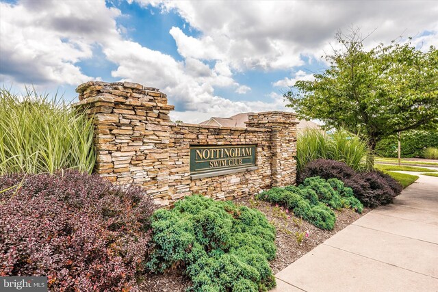2304 Kings Forest Trl, Mount Airy, MD 21771 - view of community sign