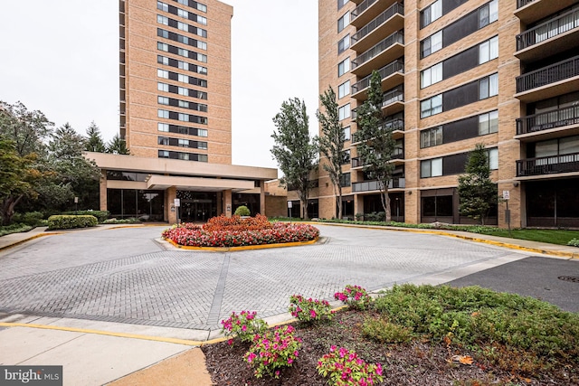 3713 S George Mason Dr Unit 713, Falls Church, VA 22041 - view of building exterior