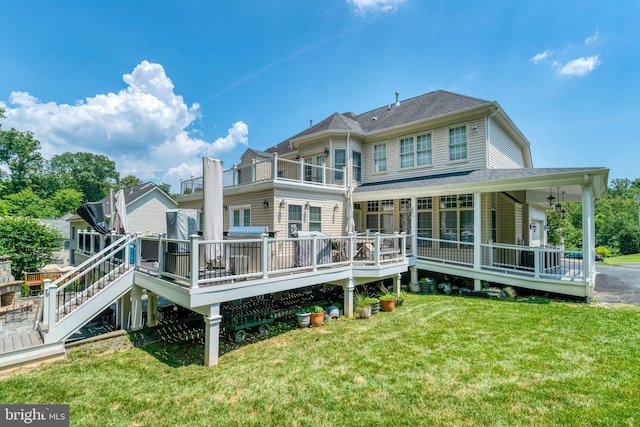 8104 Chars Landing Ct, Springfield, VA 22153 - back of property featuring a lawn and a wooden deck