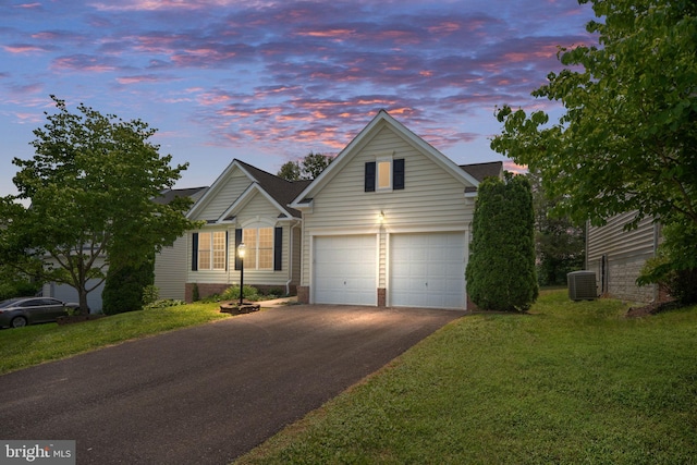 35510 Somerset Ridge Rd, Locust Grove, VA 22508 - traditional-style home featuring driveway, an attached garage, and a yard