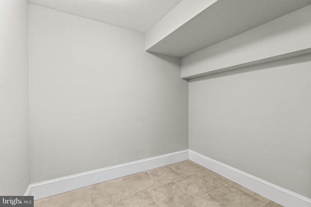 1235 S St NW Unit 1, Washington, DC 20009 - view of spacious closet